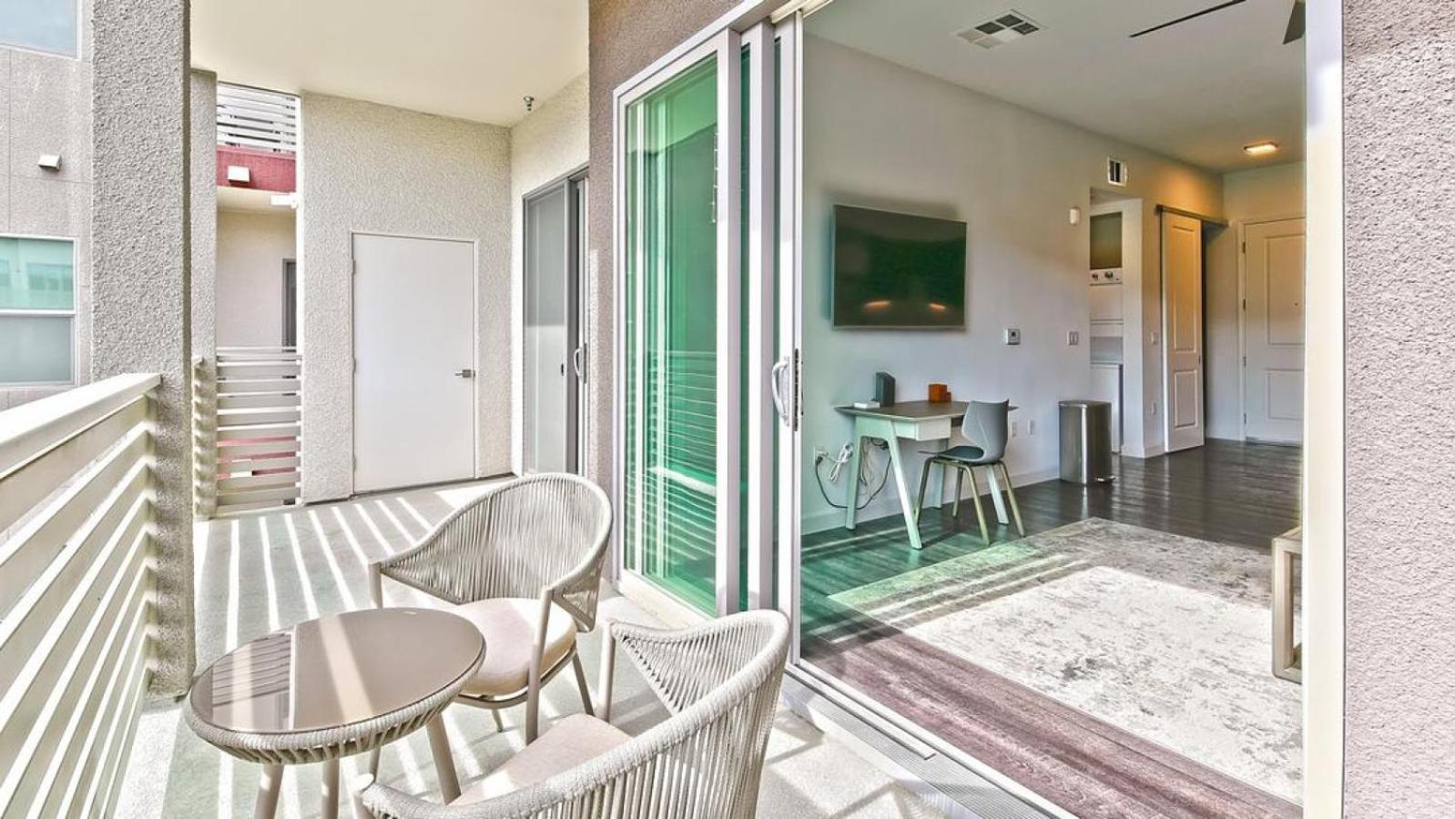 Landing Modern Apartment With Amazing Amenities Las Vegas Eksteriør billede